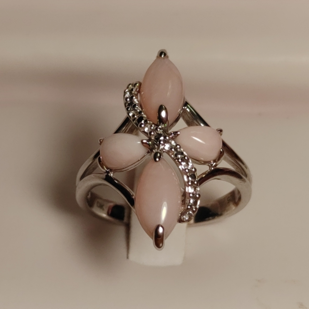 Vintage DK Coral and Tiny Diamonds in 925 Band Ring Size 8.25 to 8.5
